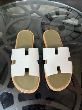 Hermès Izmir Sandals White And Olive GreenMen's Sz 11